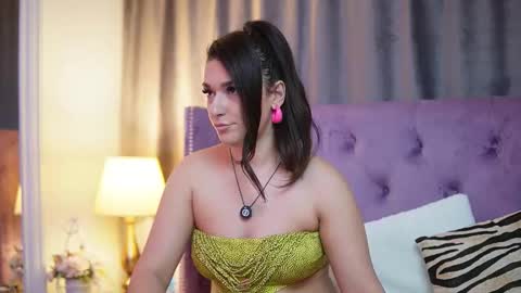  Emma  online show from January 10, 2026, 8:43 pm