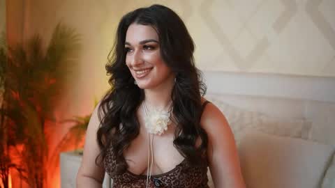  Emma  online show from April 7, 2026, 7:25 pm