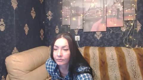 Snapshot of emmagoldx chatting on December 24, 2024, 12:11 pm EmmaGoldX online show from December 24, 2024, 12:11 pm
