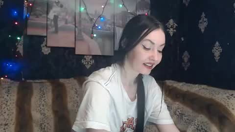 Snapshot of emmagoldx chatting on February 20, 2025, 1:36 am EmmaGoldX online show from February 20, 2025, 1:36 am