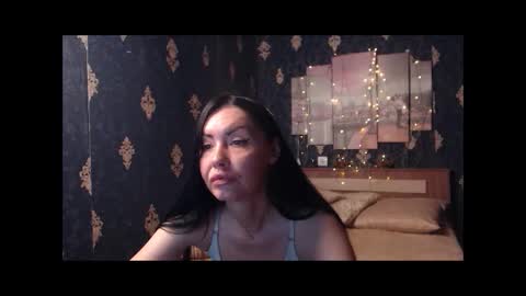 EmmaGoldX online show from October 19, 2025, 7:20 am