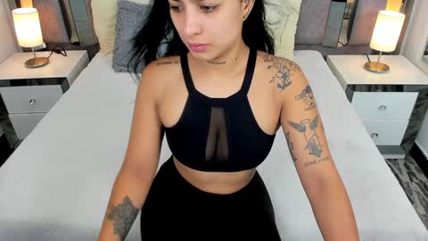 EMMA HILL online show from January 11, 2025, 5:51 pm