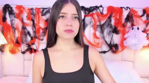 Emma  online show from October 20, 2025, 7:25 pm