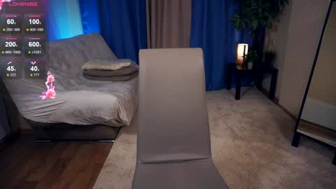 Snapshot of emmalaflame chatting on January 21, 2025, 2:15 pm Emma day Wendy night online show from January 21, 2025, 2:15 pm