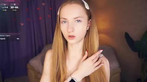 Snapshot of emmalaflame chatting on February 15, 2025, 8:22 pm Emma day Wendy night online show from February 15, 2025, 8:22 pm