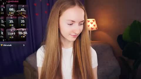 Snapshot of emmalaflame chatting on February 24, 2025, 8:36 pm Emma day Wendy night online show from February 24, 2025, 8:36 pm