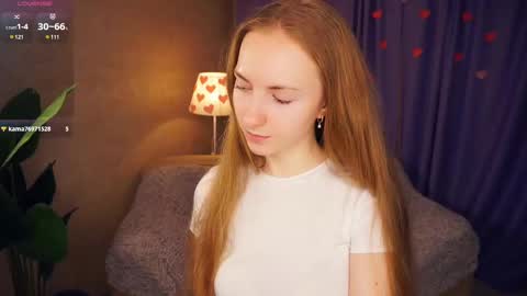 Snapshot of emmalaflame chatting on February 28, 2025, 8:28 pm Emma day Wendy night online show from February 28, 2025, 8:28 pm