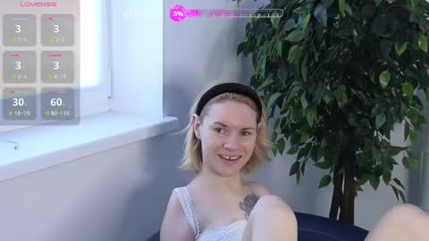 Emma online show from October 14, 2025, 9:21 am