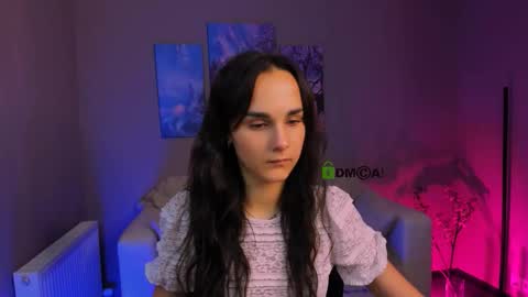 emmalina_ online show from December 3, 2025, 10:30 pm