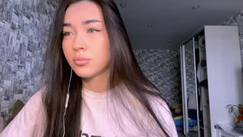 Emma online show from May 12, 2026, 8:33 am