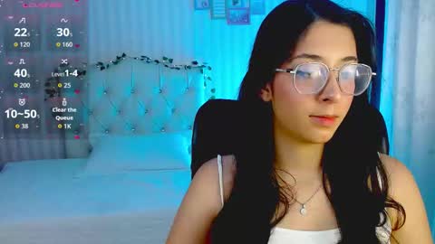 Snapshot of emmalove_doll chatting on March 4, 2026, 12:16 am Emmas Room online show from March 4, 2026, 12:16 am