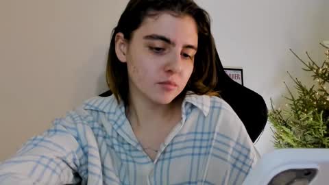 Emma online show from December 30, 2024, 7:21 pm