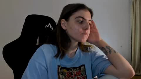 Emma online show from February 26, 2025, 7:38 pm