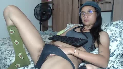 Snapshot of emmasweet95 chatting on January 24, 2025, 9:17 am emmasweet95 online show from January 24, 2025, 9:17 am