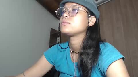 Snapshot of emmasweet95 chatting on February 4, 2025, 8:38 pm emmasweet95 online show from February 4, 2025, 8:38 pm