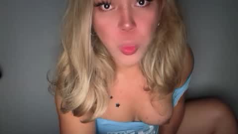 YourDreamGirl Emma  online show from February 11, 2026, 11:26 am