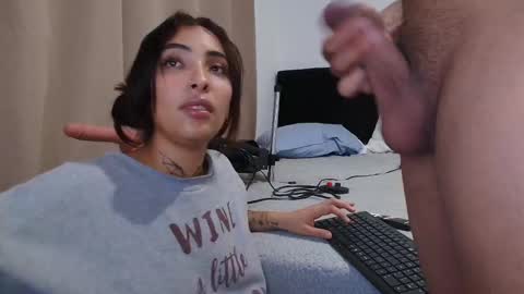 emmi_11 online show from February 24, 2026, 12:52 am