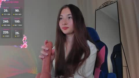 Emmi online show from September 10, 2025, 12:05 pm