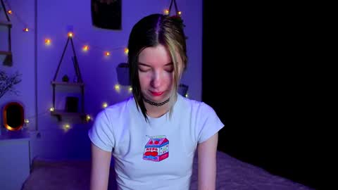 emmie_everly online show from October 18, 2025, 7:14 pm