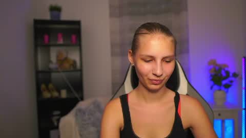 Snapshot of emmie_murray chatting on June 27, 2026, 6:57 pm Emmie online show from June 27, 2026, 6:57 pm