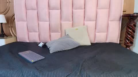 Snapshot of emmily_keller chatting on January 8, 2026, 1:57 pm Emmily keller online show from January 8, 2026, 1:57 pm