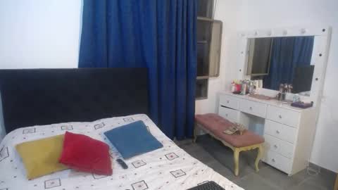 Emmily online show from September 28, 2025, 11:21 pm