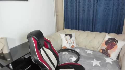 Emmily online show from October 12, 2025, 2:32 am