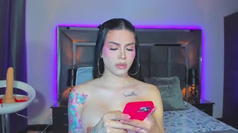 Emmily Santibaez online show from January 21, 2025, 4:05 pm