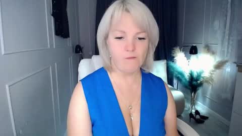 emmmam online show from November 8, 2025, 3:18 am