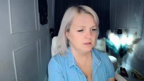 emmmam online show from April 9, 2026, 6:19 am