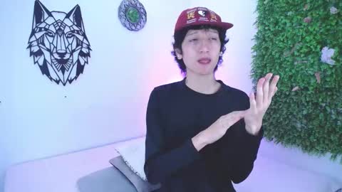 Snapshot of emmo_boy chatting on November 22, 2025, 12:48 pm SERGIO online show from November 22, 2025, 12:48 pm