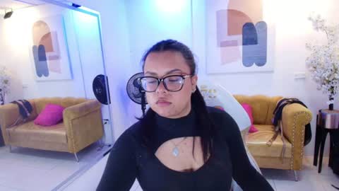 emmy__honey online show from August 8, 2026, 12:29 pm