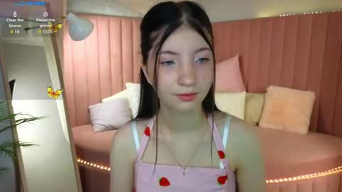 emmy_dreamy_ online show from August 6, 2026, 1:29 am