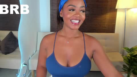 Snapshot of emmy_jacksson chatting on January 24, 2025, 1:35 am emmy_jacksson online show from January 24, 2025, 1:35 am