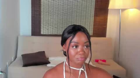 Snapshot of emmy_jacksson chatting on March 12, 2025, 6:44 pm emmy_jacksson online show from March 12, 2025, 6:44 pm