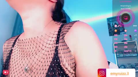 Snapshot of emmy_ruiz chatting on December 15, 2024, 10:37 pm Emmy Ruiz - independent model online show from December 15, 2024, 10:37 pm