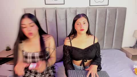 Snapshot of emmy_turnner chatting on January 18, 2025, 12:36 pm Emily Laila online show from January 18, 2025, 12:36 pm