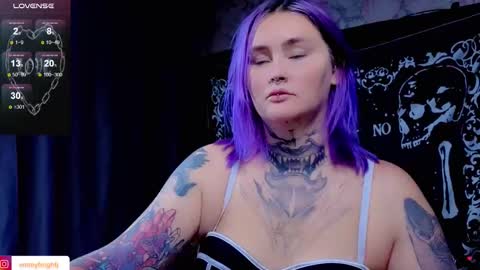 Emmy Bright     50  online show from September 19, 2025, 5:57 pm