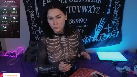 Emmy Bright     50  online show from October 2, 2025, 1:34 am