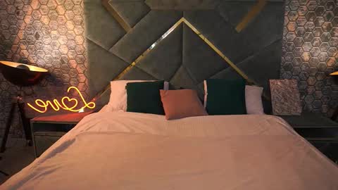 Snapshot of emmycharm chatting on October 27, 2025, 6:50 am E M M Y online show from October 27, 2025, 6:50 am