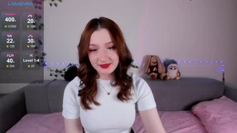 emmyflower online show from February 25, 2025, 5:36 pm