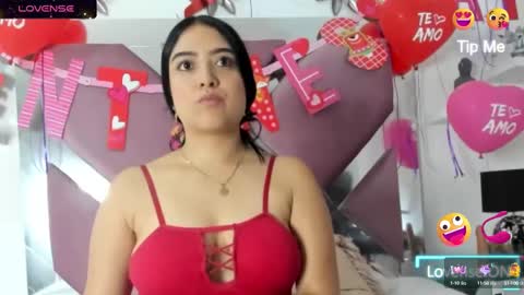 Snapshot of emmymiller1 chatting on February 14, 2025, 7:44 pm emmymiller1 online show from February 14, 2025, 7:44 pm