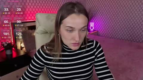 Snapshot of emmyskyy chatting on September 17, 2025, 11:56 am Emma online show from September 17, 2025, 11:56 am