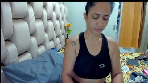 Snapshot of emperatriztapia chatting on February 4, 2025, 4:59 am emperatriztapia online show from February 4, 2025, 4:59 am