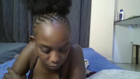 empress_emma online show from March 27, 2026, 8:26 am
