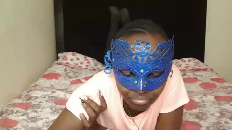 Snapshot of empressvee24 chatting on November 13, 2025, 7:02 pm vee online show from November 13, 2025, 7:02 pm