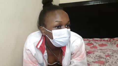 Snapshot of empressvee24 chatting on November 26, 2025, 4:02 am vee online show from November 26, 2025, 4:02 am