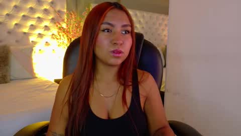 Sexy Emyli  online show from November 19, 2025, 2:17 pm