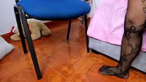 Emy online show from December 30, 2024, 4:08 pm