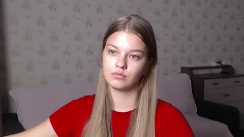 EmySway online show from November 8, 2025, 2:12 am